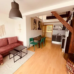 https://good-times-by-vysehrad.praguehotelsweb.com